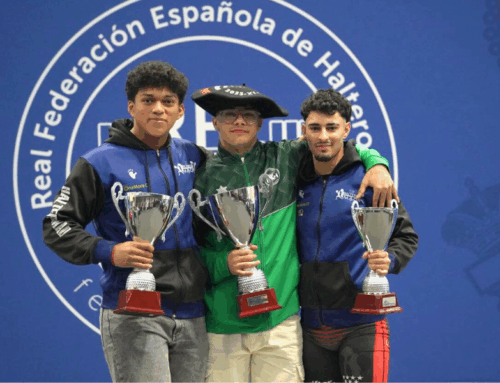 Aarón Vallejo logra la mejor marca masculina en el Campeonato de España Júnior de Halterofilia