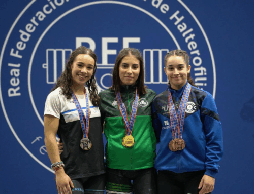 Lucía González brilla con récord de España júnior y absoluto en la primera jornada del Campeonato de España Júnior de Halterofilia