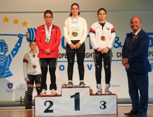 Inés Conde conquista dos títulos europeos y abre el medallero español en Pristina
